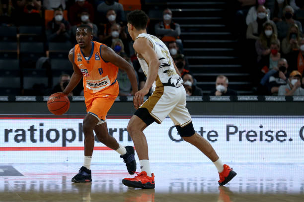 球员稳定输 球员稳定输