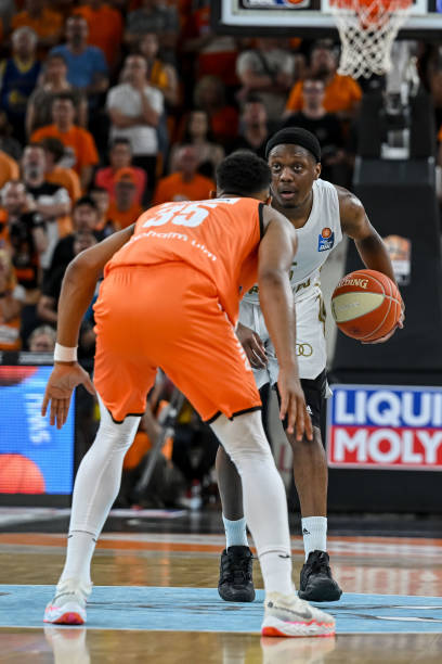 不仅是个人 不仅是个人