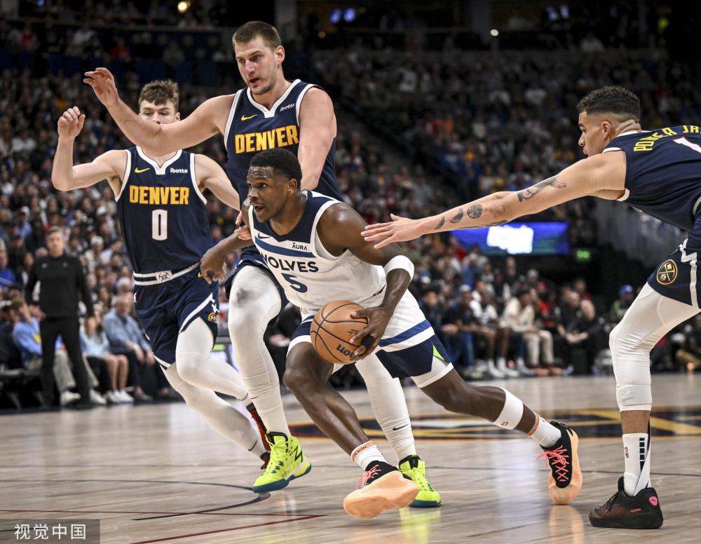 持球队的持 持球队的持