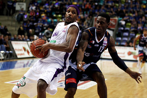 许多女性都 许多女性都