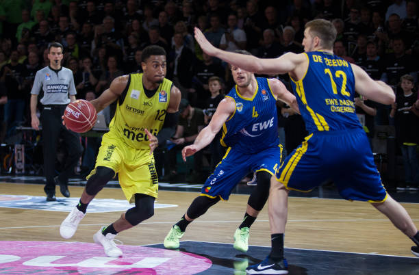 密切关注这 密切关注这